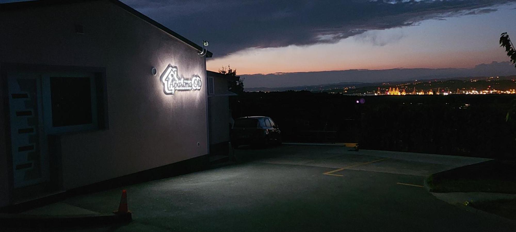 Apartma Oli Koper Bagian luar foto